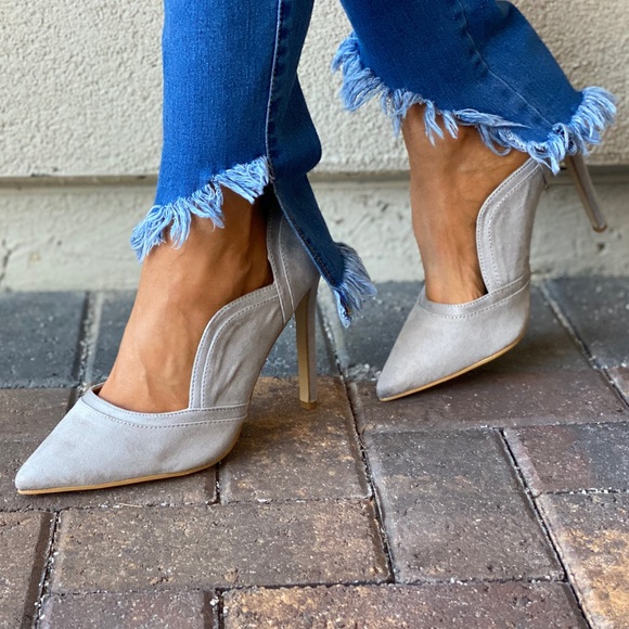 Desert Rider Ash GREY Scalloped Stiletto Heel Pump - Picture 9 of 13